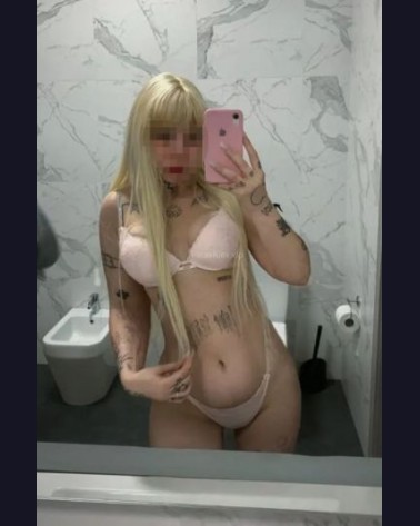 Милана, вік 21 років