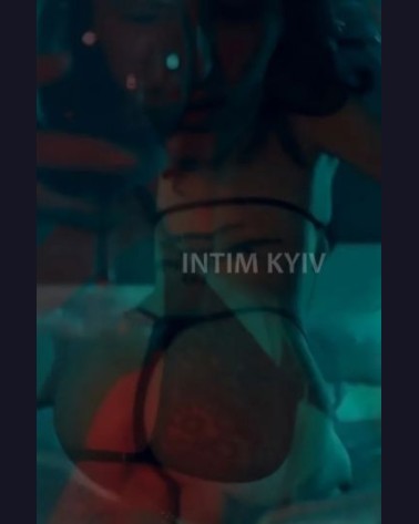Моника, вік 19 років